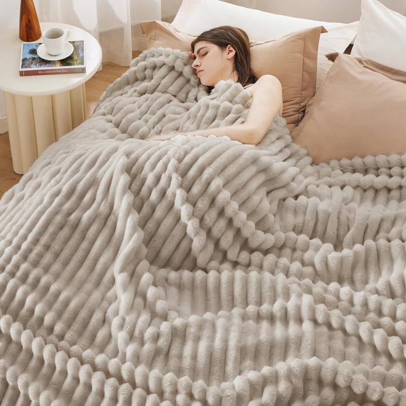【February Stock Up】Bedsure Gentlesoft Cozy Blanket-Patio Furniture Decor,Classic Stripe Pattern, Ideal for Bed,Couch, Travel,Camping, All Seasons,Home Bedroom Decor